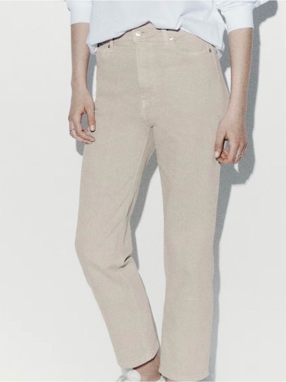 NWT H&M Mom Slim-Fit High-Waist Ankle Jeans in Beige